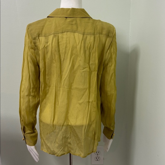 NWT Tuckernuck Chartreuse Natalia Blouse medium - Picture 8 of 12